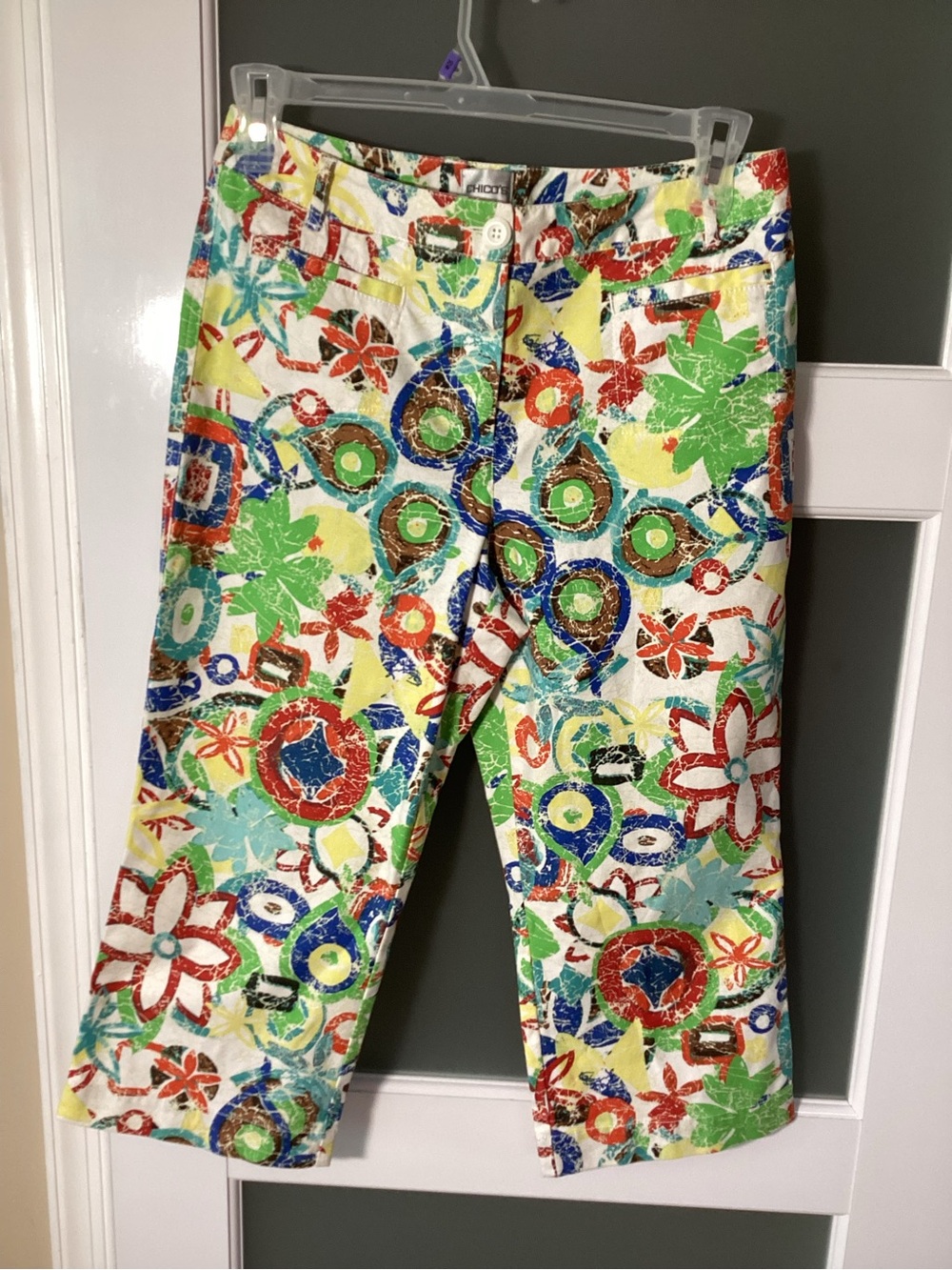 Chico’s Colorful Abstract Print Cropped Pants - size 8 - Chico’s size 1 - Picture 1 of 9